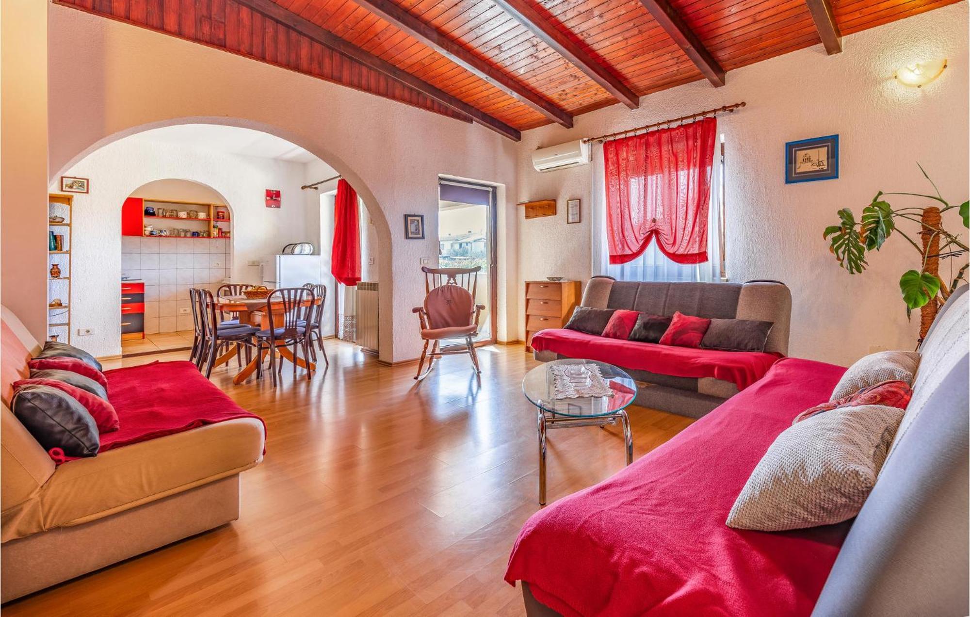 Gorgeous Apartment In Pula With Kitchen Exterior foto
